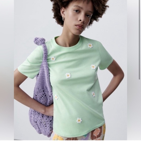 NWT Zara Crocheted Daisies Women's T-Shirt Small - Picture 13 of 13